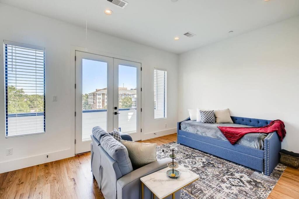 4 Story Home Mins To Downtown Houston With City Views Εξωτερικό φωτογραφία
