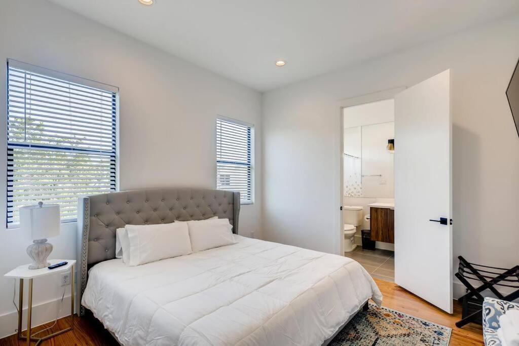 4 Story Home Mins To Downtown Houston With City Views Εξωτερικό φωτογραφία