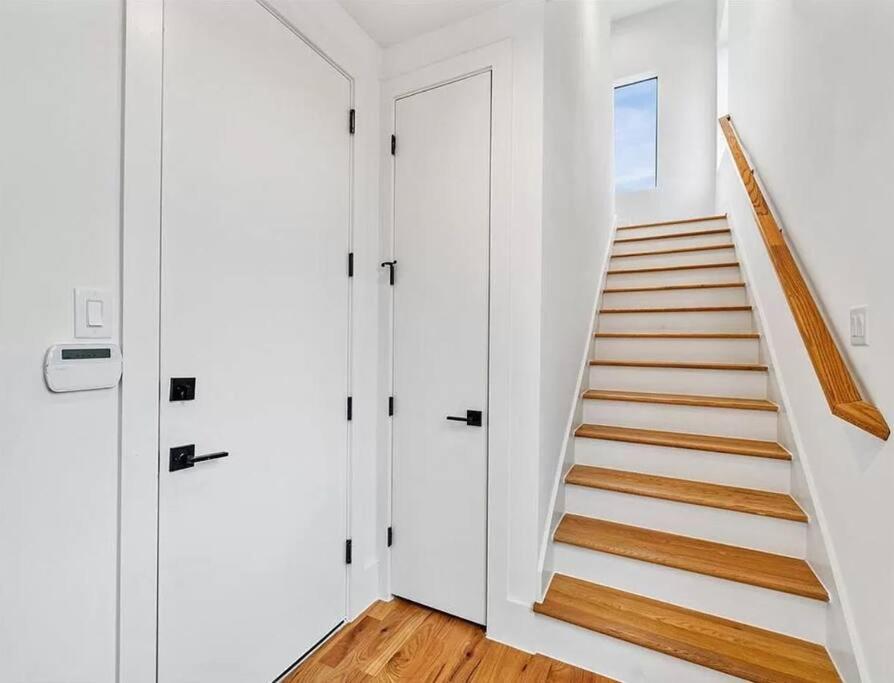 4 Story Home Mins To Downtown Houston With City Views Εξωτερικό φωτογραφία